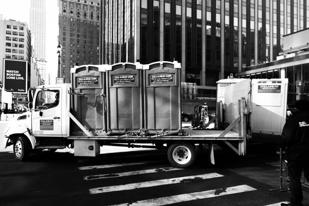 Portable Toilet Options We Offer in Vado, NM